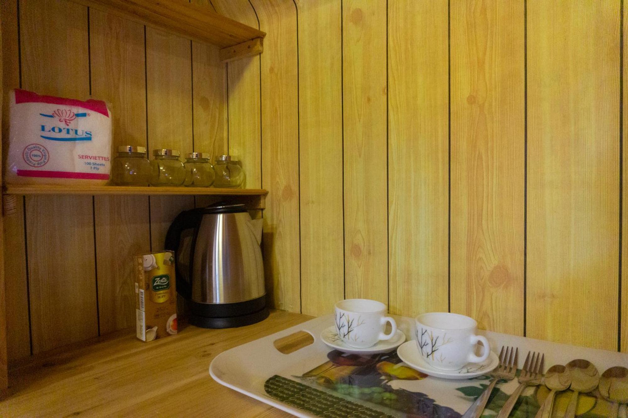 Bed and Breakfast Hobbit Hole Hideaway Ella Exteriér fotografie