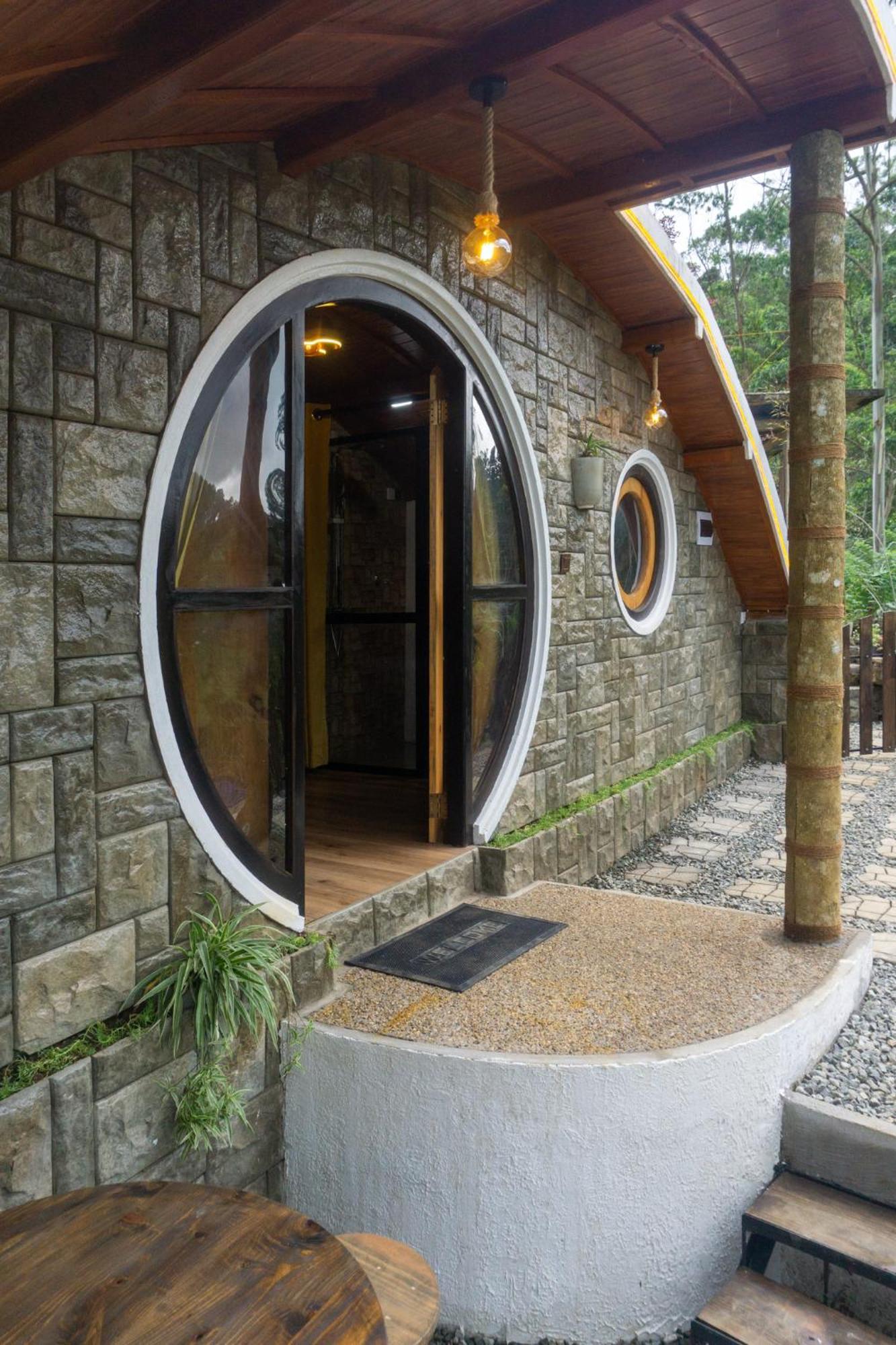 Bed and Breakfast Hobbit Hole Hideaway Ella Exteriér fotografie