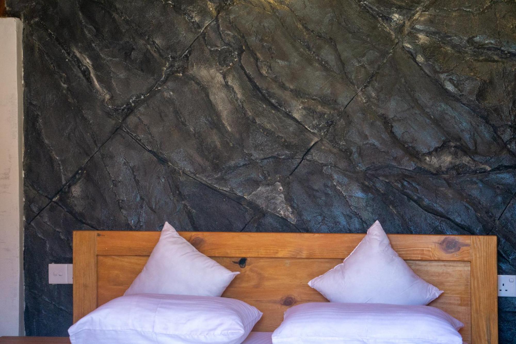 Bed and Breakfast Hobbit Hole Hideaway Ella Exteriér fotografie