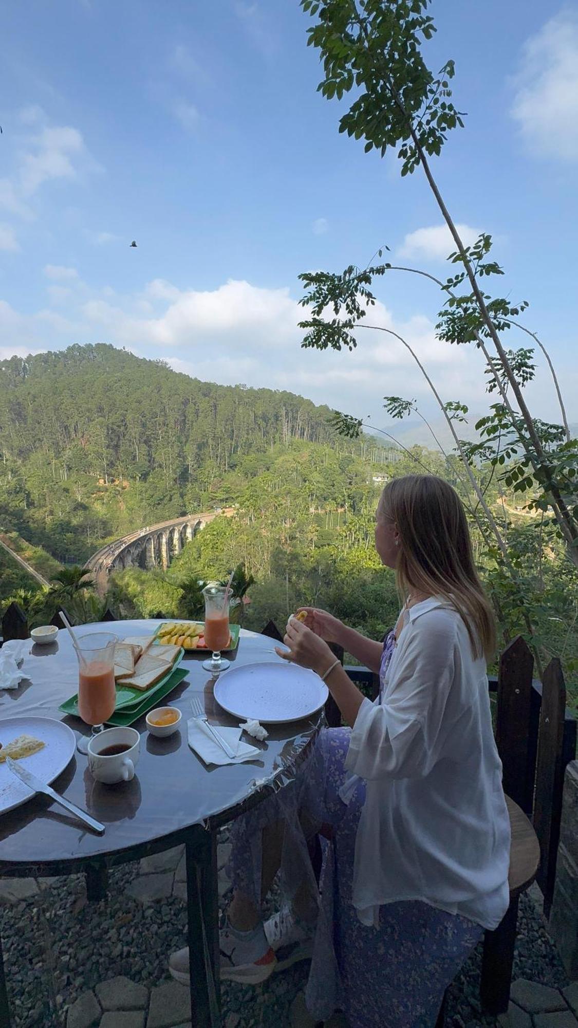 Bed and Breakfast Hobbit Hole Hideaway Ella Exteriér fotografie